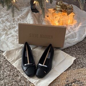 Steve Madden Black Loafers with Bow Detail